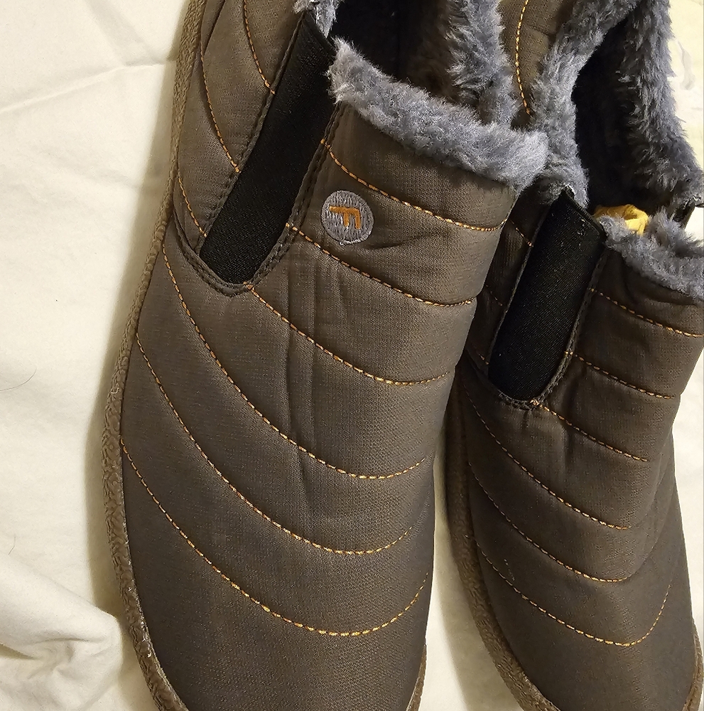 Brand new unisex slip on ankle boot